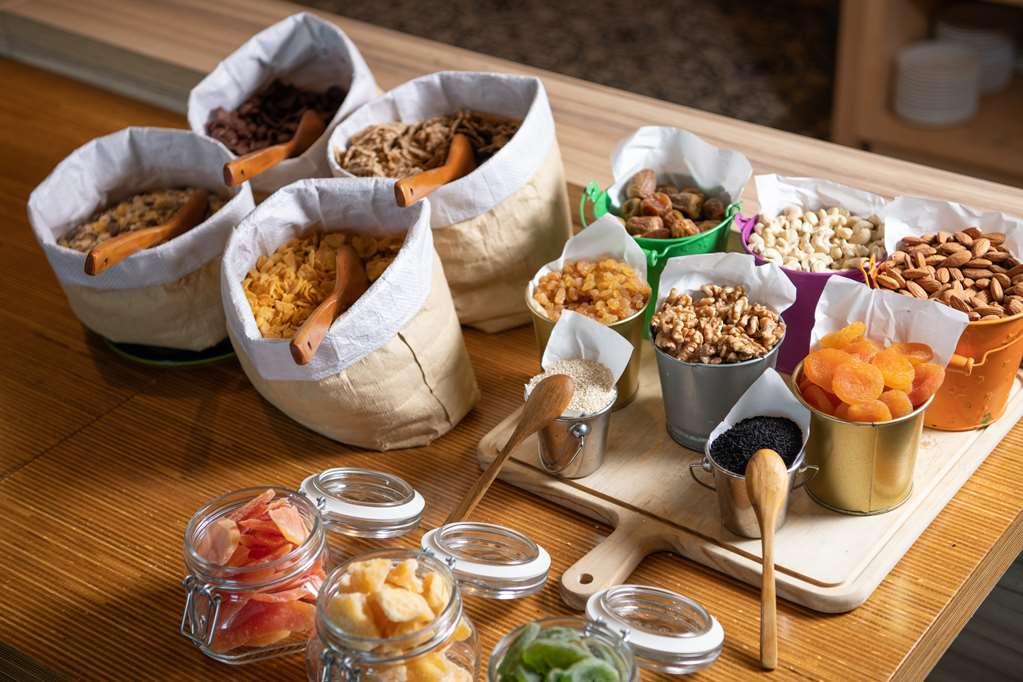 Park Inn By Radisson Jubail Industrial City ร้านอาหาร รูปภาพ